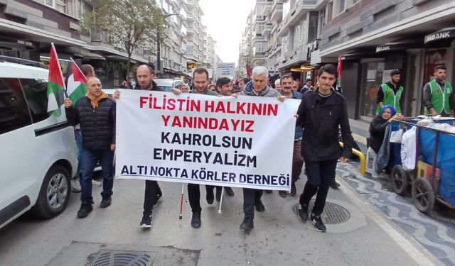 1 Eylül Dünya Barış Günü'nde Engellilerden Gazze için Sessiz Çığlık