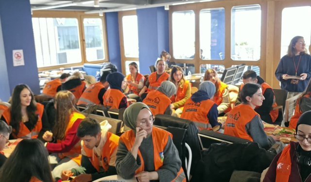 LÖSEV GÖNÜLLÜLERİ ANLAMLI BİR ETKİNLİKTE BULUŞTU