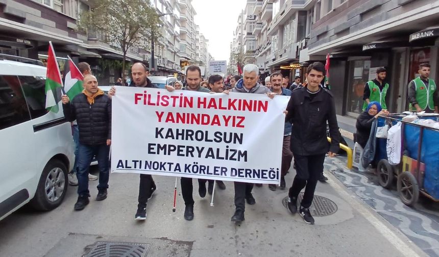 1 Eylül Dünya Barış Günü'nde Engellilerden Gazze için Sessiz Çığlık