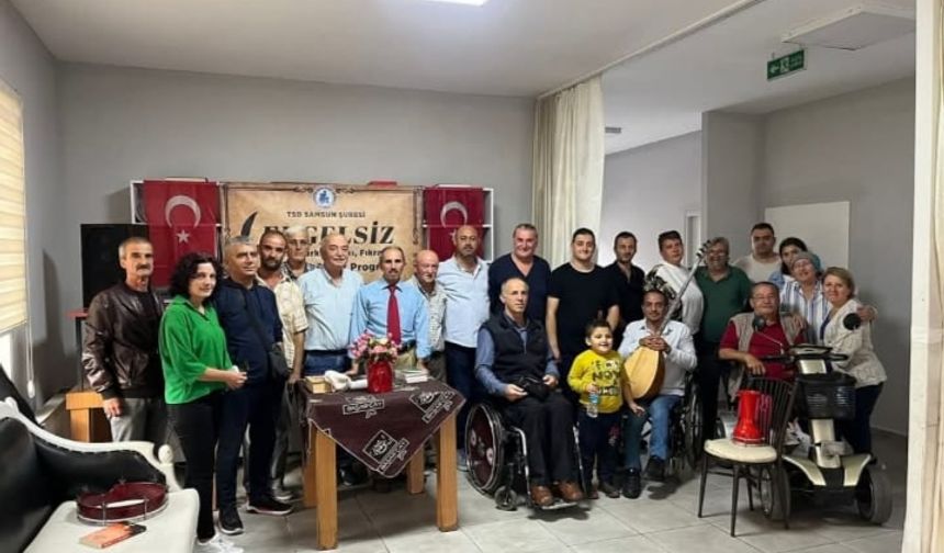 Cumhuriyet Bayramı’na Engelsiz Şiirli Kutlama!