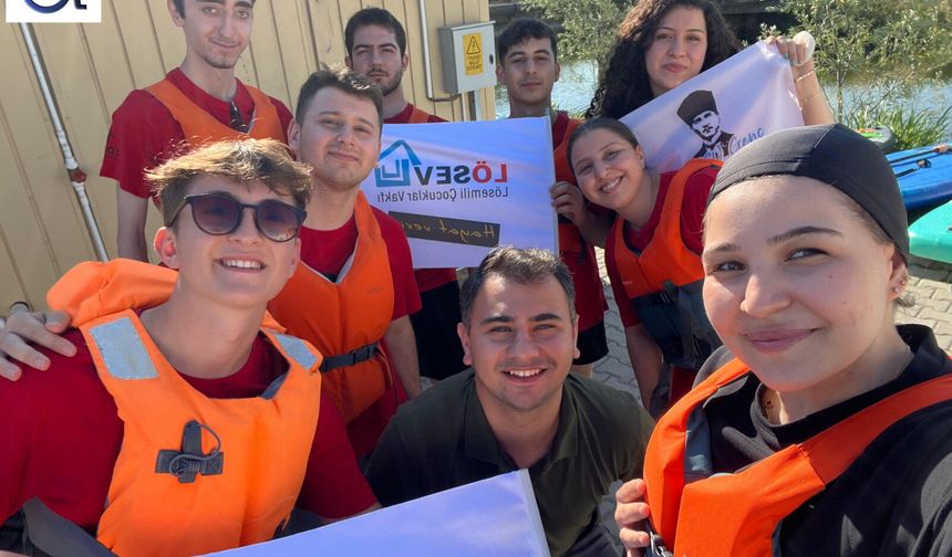 LÖSEV'Lİ GENÇLER SUP BOARD ETKİNLİĞİNDE DOĞAYLA BULUŞTU
