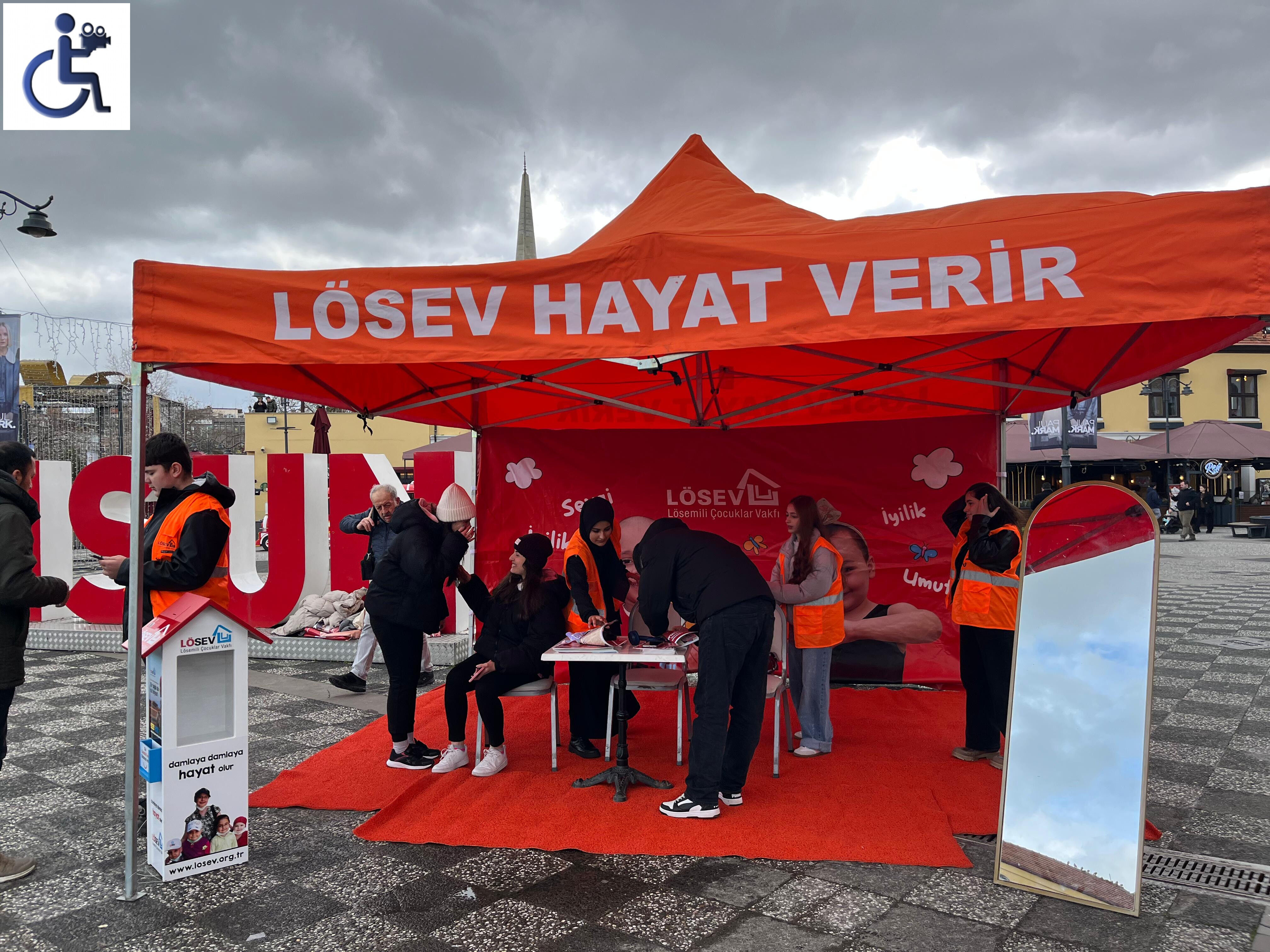 D17Babc7 49Cd 40A7 80A6 Afe4A1022655